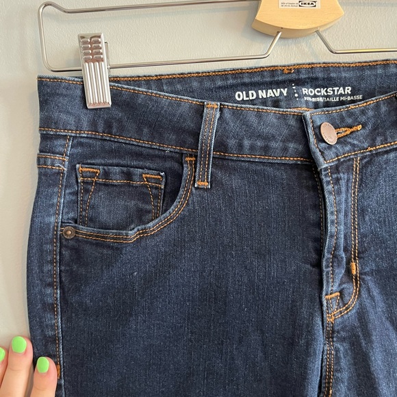 Old Navy rockstar jeans - Picture 2 of 5